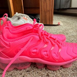Nike Women's Sneakers in Bright Pink